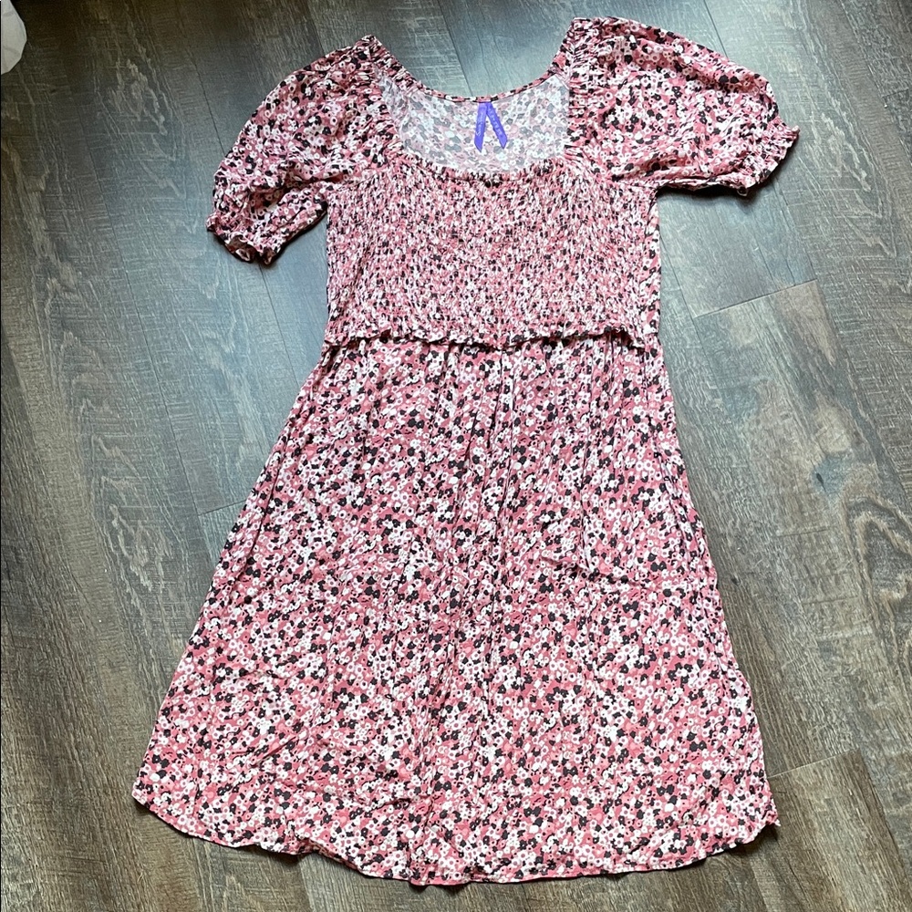Floral Pink maternity/nursing Dress